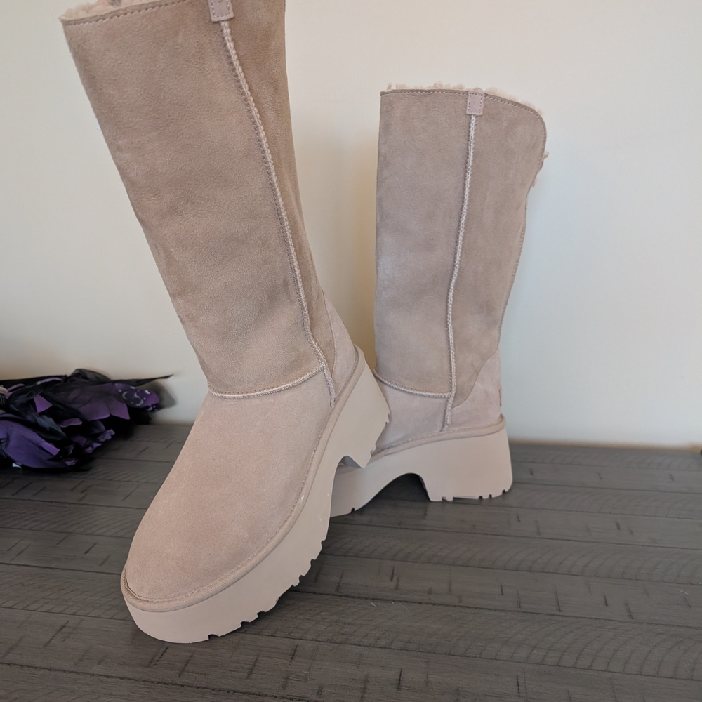 UGGS Size 11 Women's Spice Girl Platform Boots Sheepskin High Chunky - Picture 6 of 7